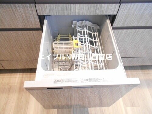  岡山市電清輝橋線<岡山電気軌道>/新西大寺町筋駅 徒歩6分 11階 築2年
