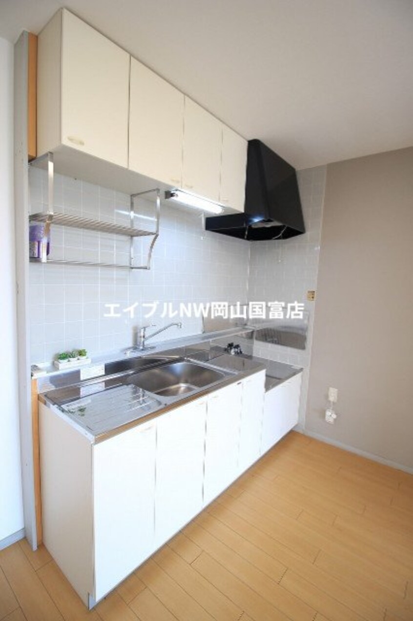  サンビレッジ西大寺　Ａ