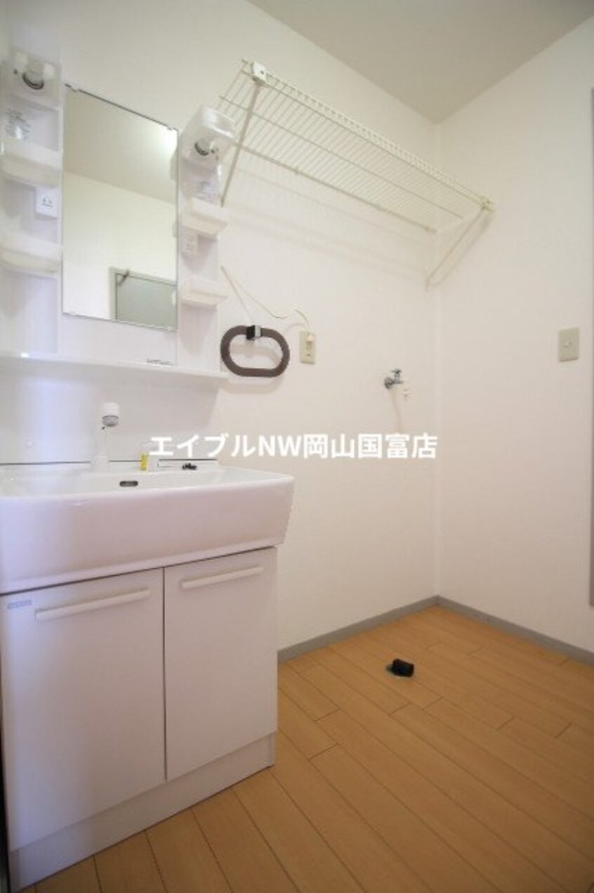  サンビレッジ西大寺　Ａ