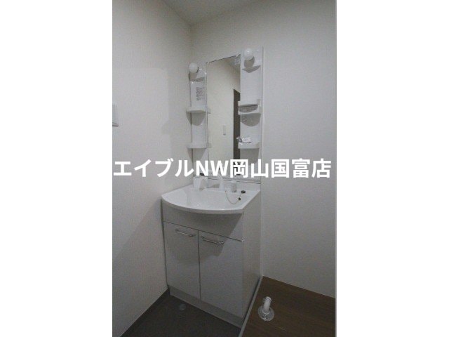  岡山市電東山本線<岡山電気軌道>/東山・おかでんミュージアム駅 徒歩11分 2階 築52年