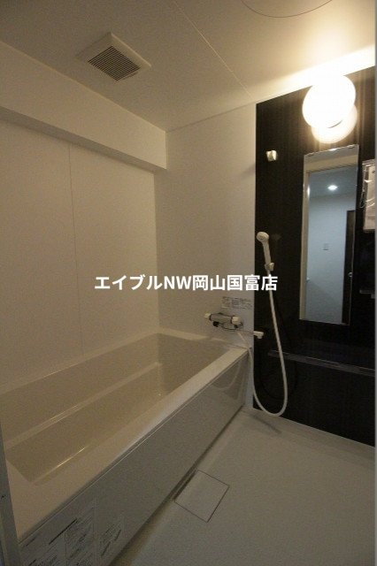  岡山市電東山本線<岡山電気軌道>/東山・おかでんミュージアム駅 徒歩11分 2階 築52年