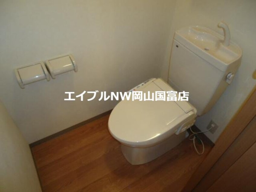 トイレ Ｓｈａｎｇｒｉ－Ｌａ