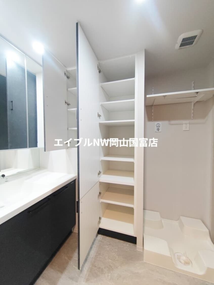  岡山市電東山本線<岡山電気軌道>/岡山駅前駅 徒歩6分 5階 築1年