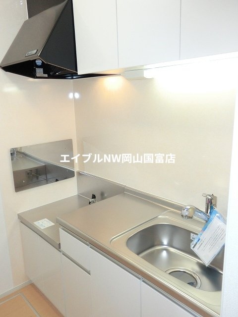  岡山市電清輝橋線<岡山電気軌道>/清輝橋駅 徒歩29分 1階 築11年