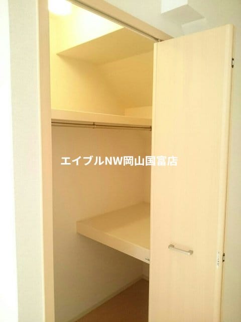  岡山市電清輝橋線<岡山電気軌道>/清輝橋駅 徒歩29分 1階 築11年