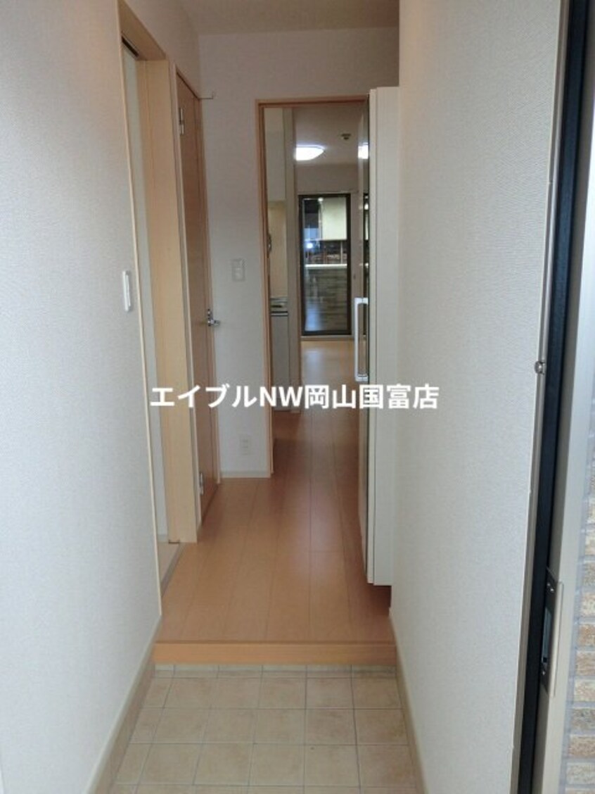  岡山市電清輝橋線<岡山電気軌道>/清輝橋駅 徒歩29分 1階 築11年