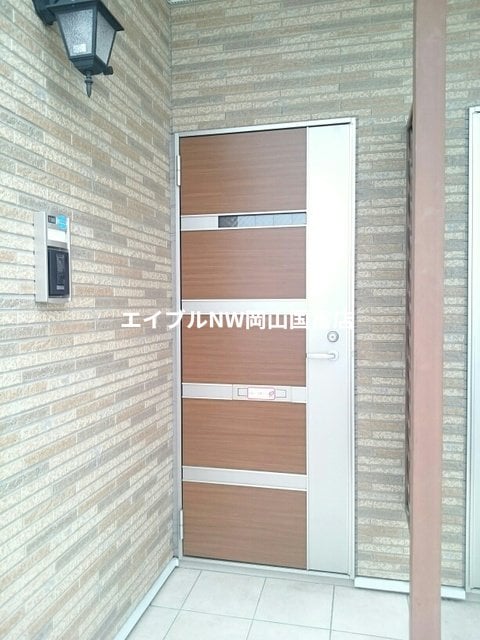  岡山市電清輝橋線<岡山電気軌道>/清輝橋駅 徒歩29分 1階 築11年