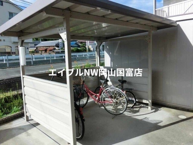 駐輪場 岡山市電東山本線<岡山電気軌道>/東山・おかでんミュージアム駅 徒歩46分 1階 築18年