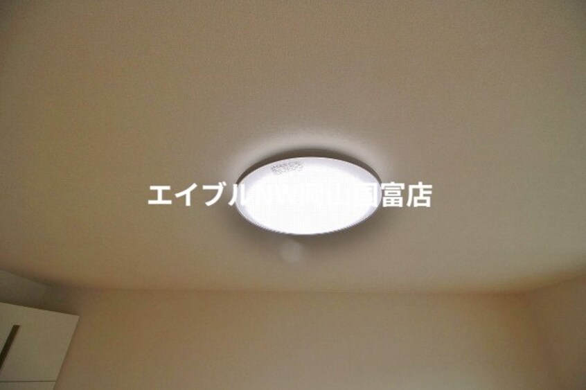  ドゥミュミュール