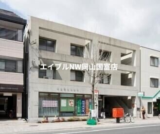 岡山津島郵便局(郵便局)まで1697m 津山線/法界院駅 徒歩11分 1階 築20年