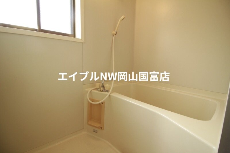  岡山市電東山本線<岡山電気軌道>/東山・おかでんミュージアム駅 徒歩77分 2階 築31年