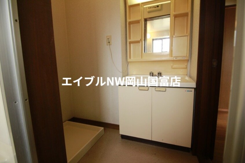  岡山市電東山本線<岡山電気軌道>/東山・おかでんミュージアム駅 徒歩77分 2階 築31年