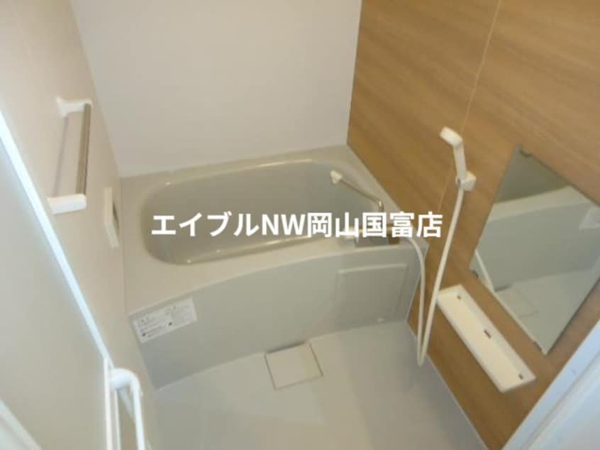 バス／シャワールーム等 赤穂線（岡山県内）/西大寺駅 徒歩32分 2階 築9年