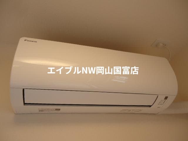 エアコン 赤穂線（岡山県内）/西大寺駅 徒歩32分 2階 築9年