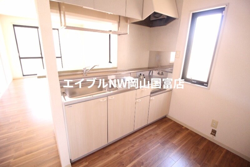  山陽本線（中国）/高島駅 徒歩15分 1階 築30年