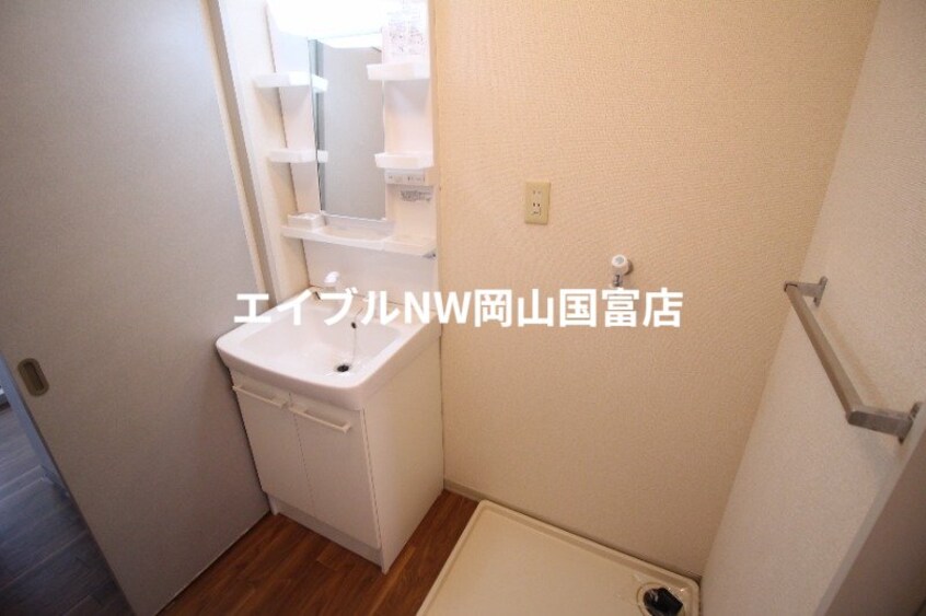  山陽本線（中国）/高島駅 徒歩15分 1階 築30年