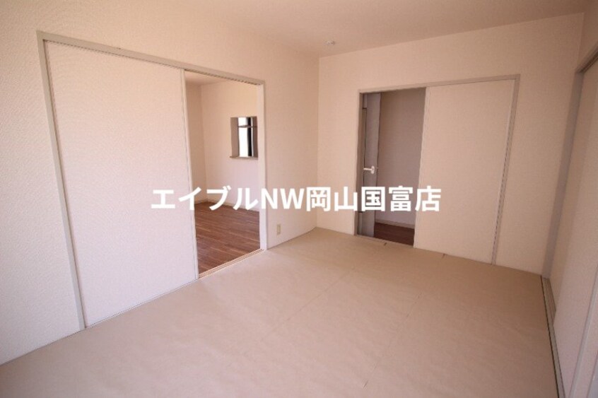  山陽本線（中国）/高島駅 徒歩15分 1階 築30年