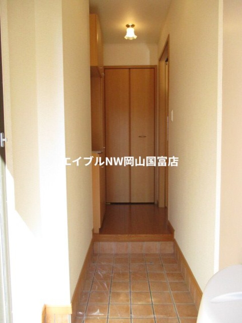  山陽本線（中国）/万富駅 徒歩62分 1階 築18年