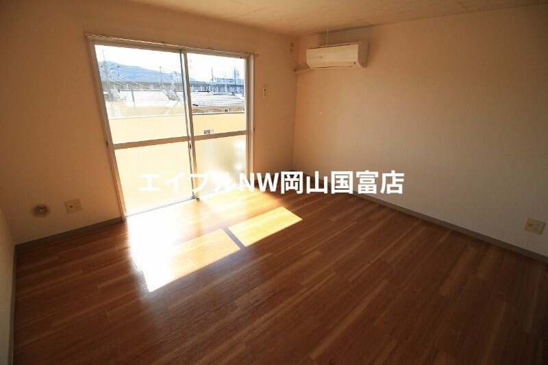  ブライトライツ高島