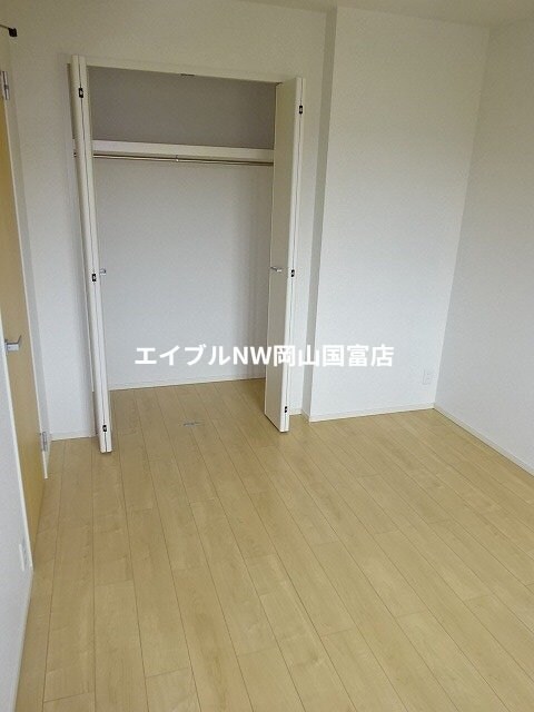  山陽本線（中国）/万富駅 徒歩11分 2階 築8年