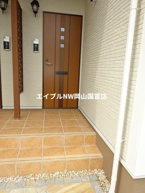  山陽本線（中国）/万富駅 徒歩11分 2階 築8年