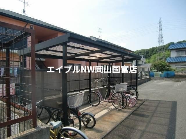  岡山市電東山本線<岡山電気軌道>/東山・おかでんミュージアム駅 徒歩23分 1階 築27年