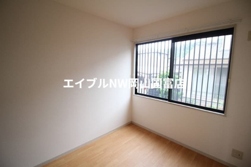  岡山市電東山本線<岡山電気軌道>/東山・おかでんミュージアム駅 徒歩23分 1階 築27年