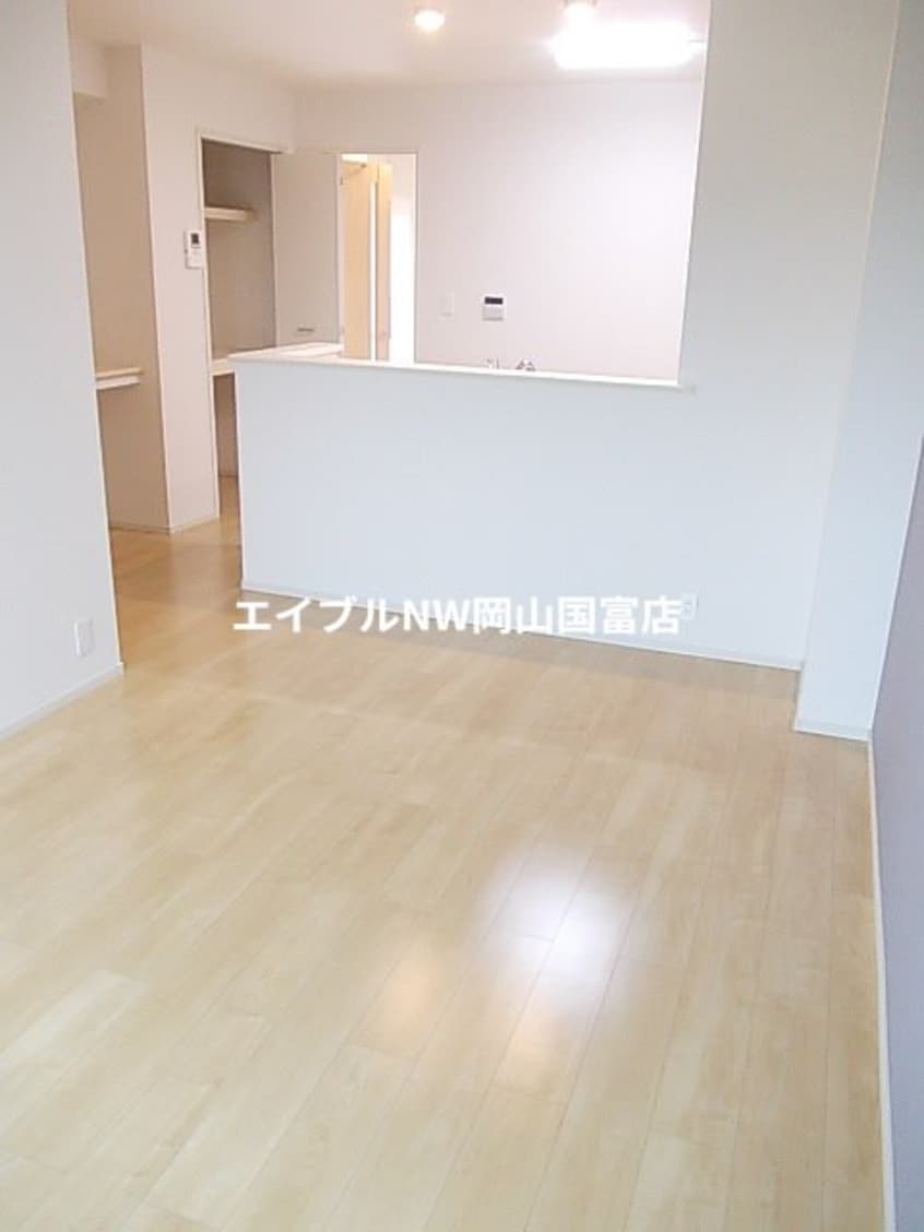  山陽本線（中国）/東岡山駅 徒歩8分 1階 築9年