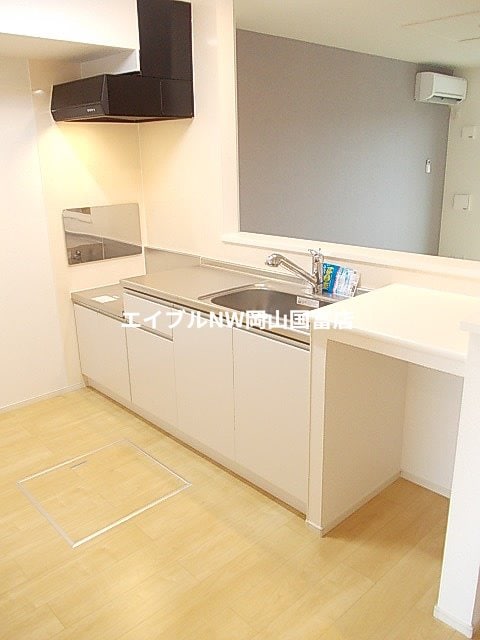  山陽本線（中国）/東岡山駅 徒歩8分 1階 築9年