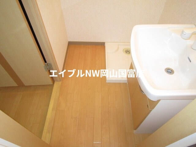 洗面所 赤穂線（岡山県内）/大多羅駅 徒歩52分 2階 築16年