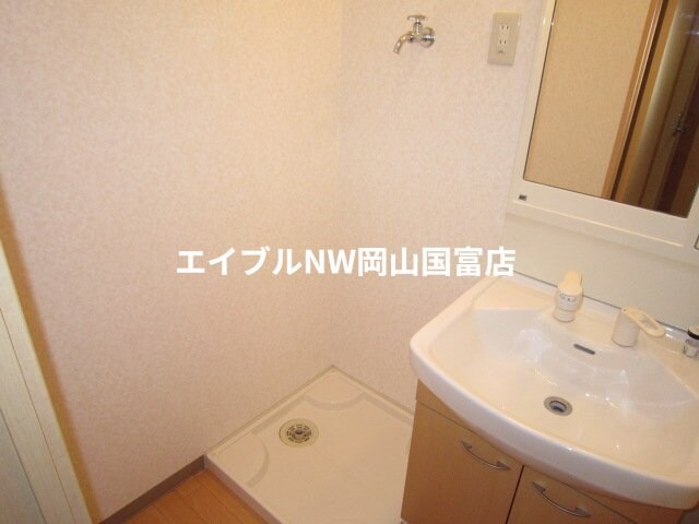 洗濯機置場 赤穂線（岡山県内）/大多羅駅 徒歩52分 2階 築16年