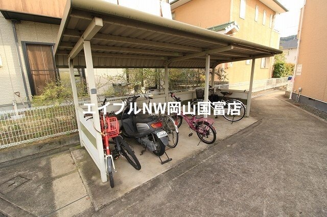 駐輪場 山陽本線（中国）/高島駅 徒歩21分 1階 築27年