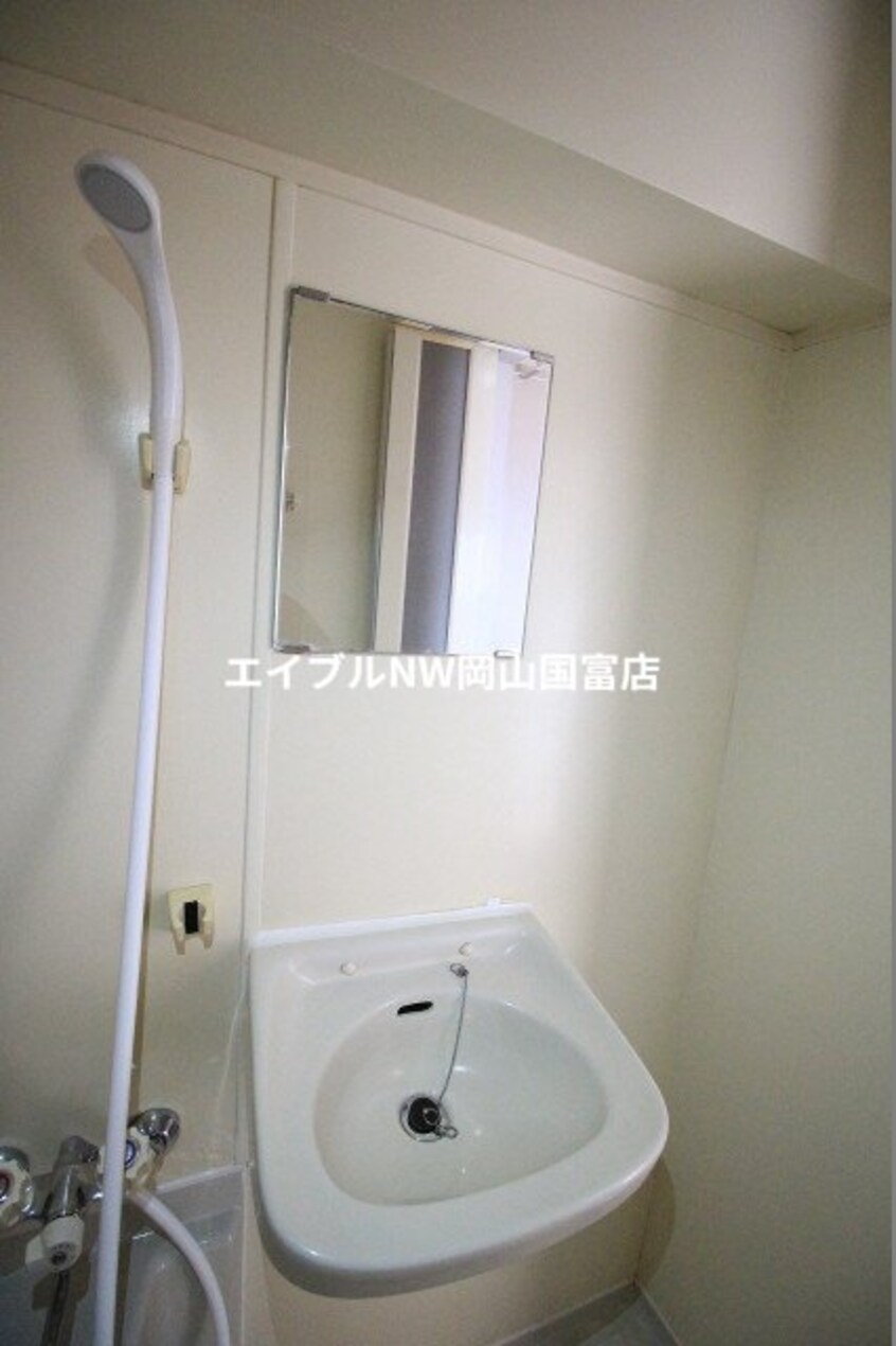  パークウェイ高島