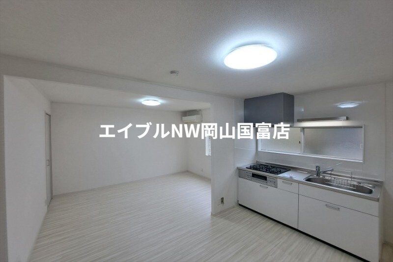  山陽本線（中国）/高島駅 徒歩9分 1階 築32年