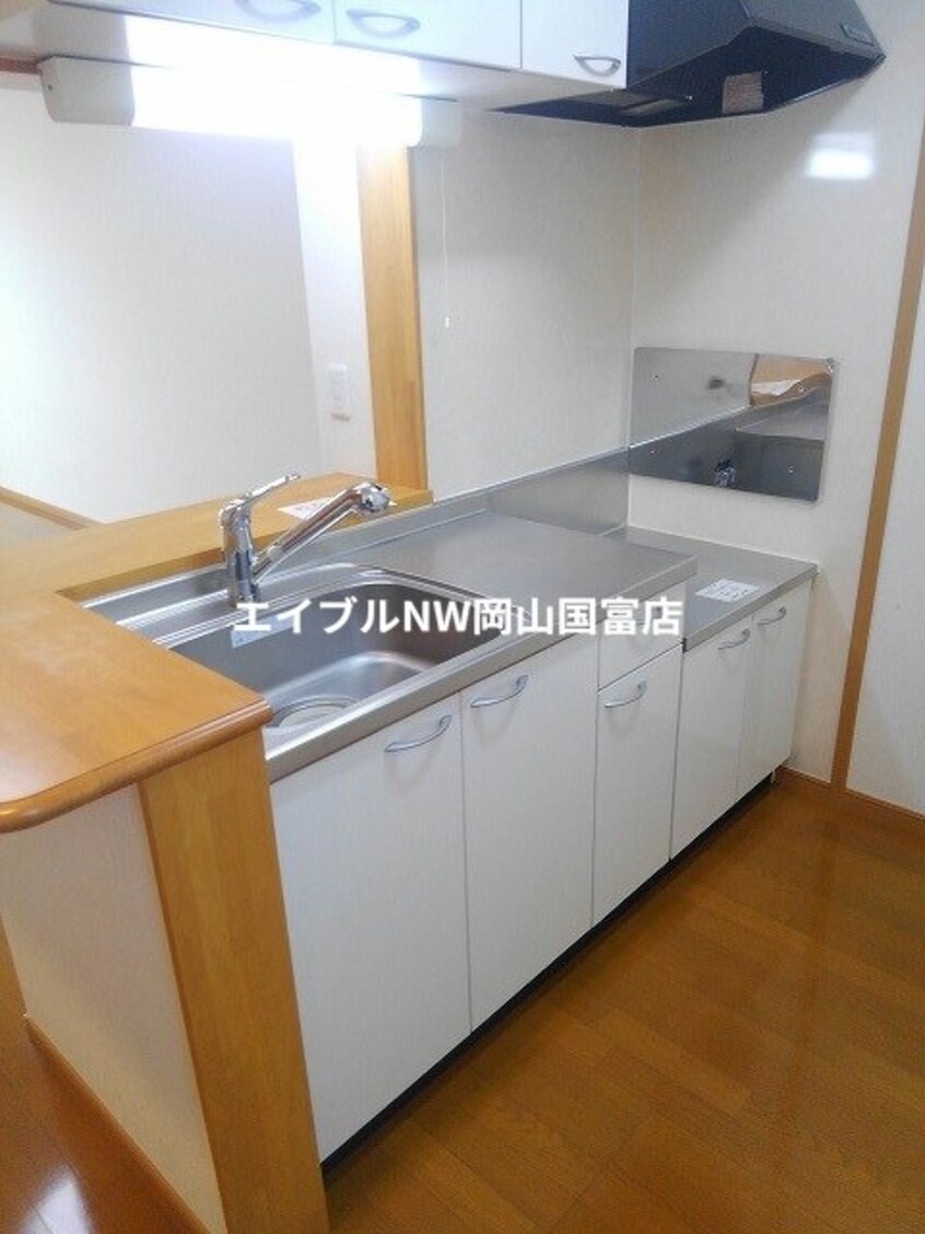  山陽本線（中国）/高島駅 徒歩14分 1階 築18年