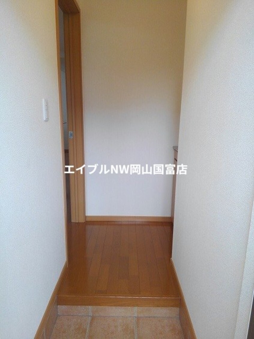  山陽本線（中国）/高島駅 徒歩14分 1階 築18年