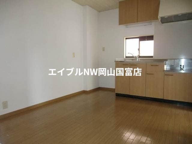  セシーズ兼基　A