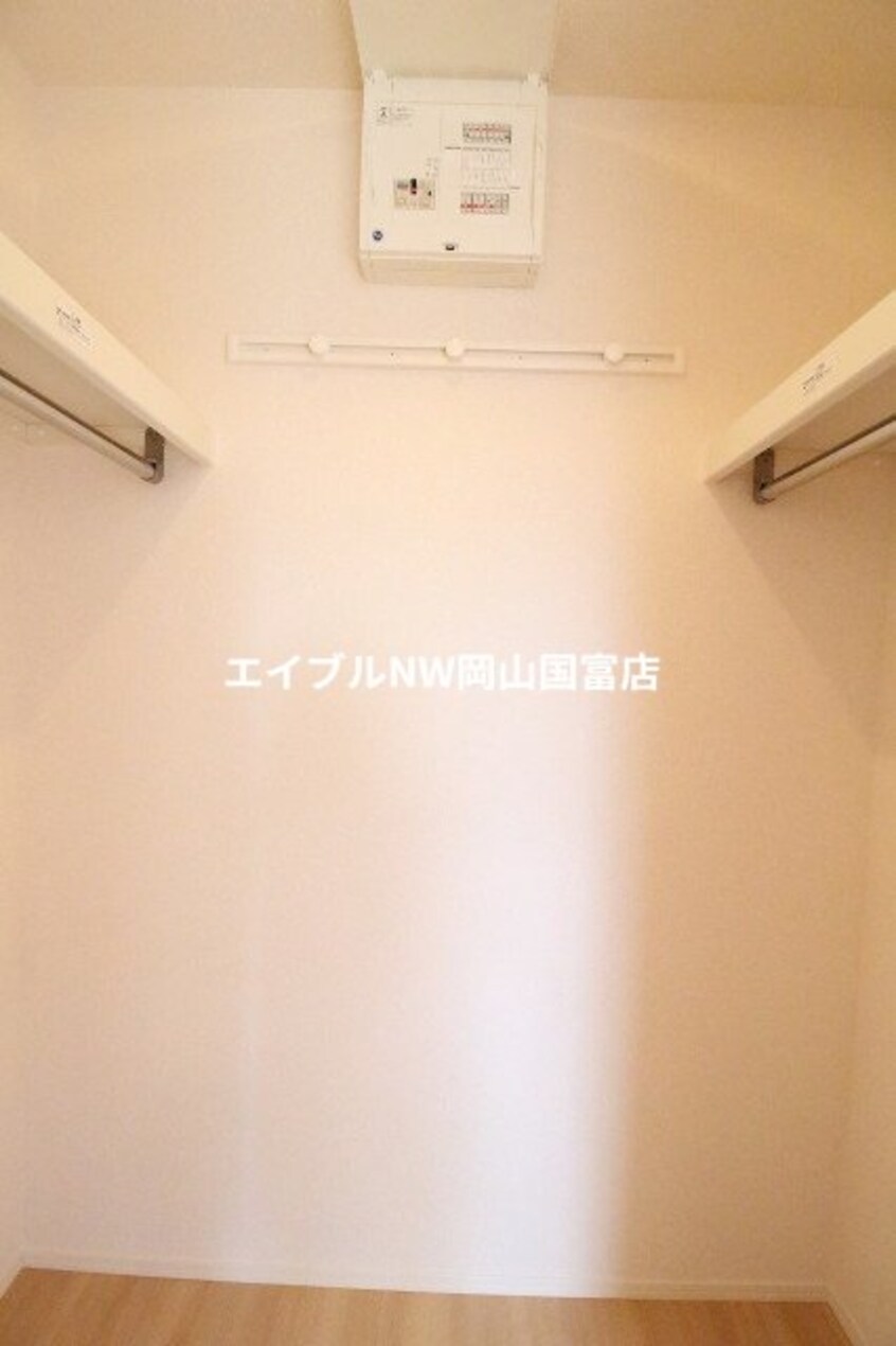  岡山市電東山本線<岡山電気軌道>/東山・おかでんミュージアム駅 徒歩33分 2階 築7年