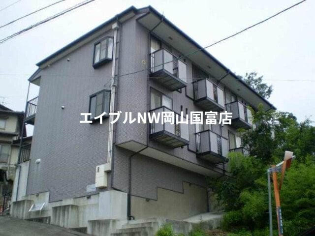 岡山市電東山本線<岡山電気軌道>/門田屋敷駅 徒歩13分 1階 築26年