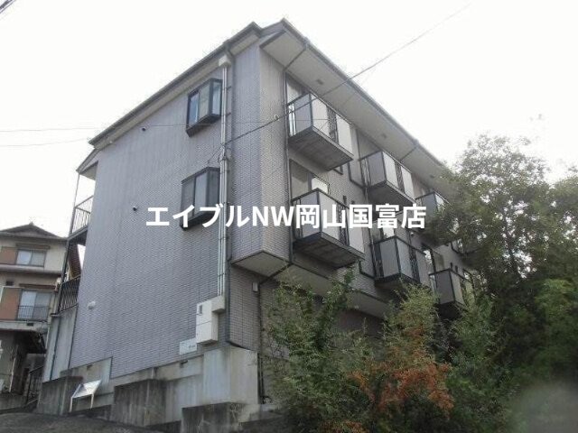  岡山市電東山本線<岡山電気軌道>/門田屋敷駅 徒歩13分 1階 築26年