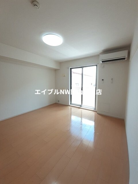  岡山市電清輝橋線<岡山電気軌道>/清輝橋駅 徒歩29分 1階 築11年