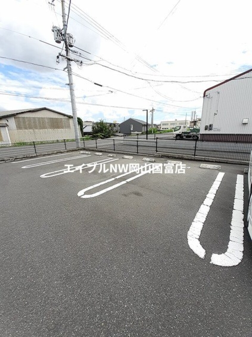  岡山市電清輝橋線<岡山電気軌道>/清輝橋駅 徒歩29分 1階 築11年