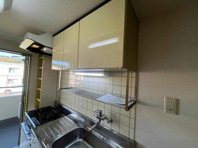  アイリスまこと