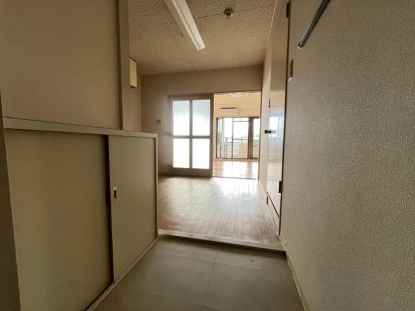  リズエールウエスト