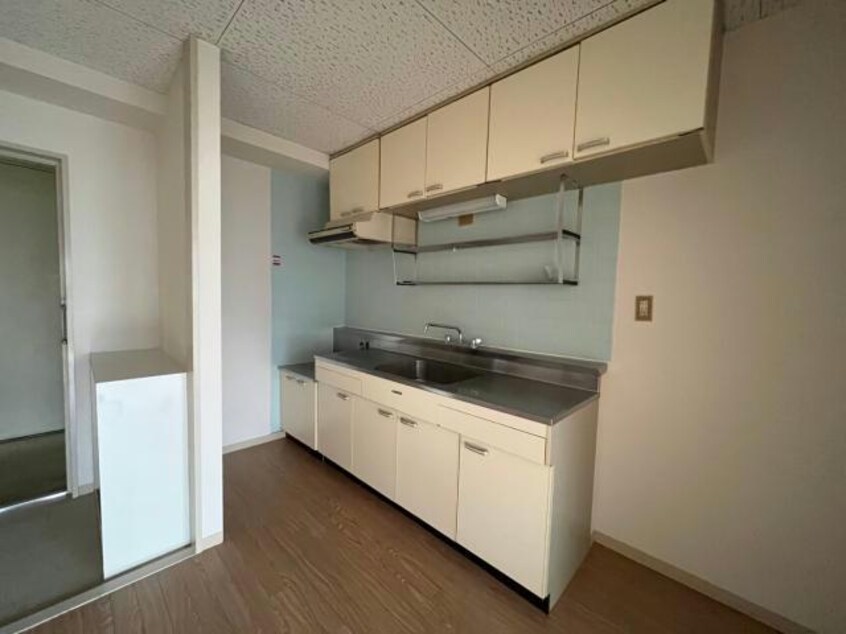  リズエールウエスト