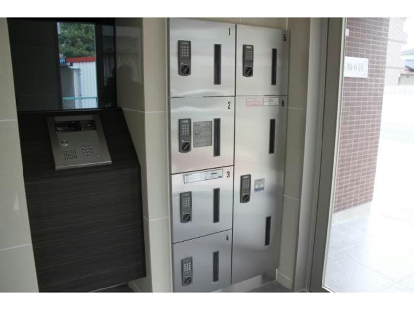 宅配BOX クレスト飛鳥五福六区