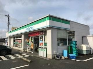 ファミリーマート富山五福店(コンビニ)まで535m アクア五福6区