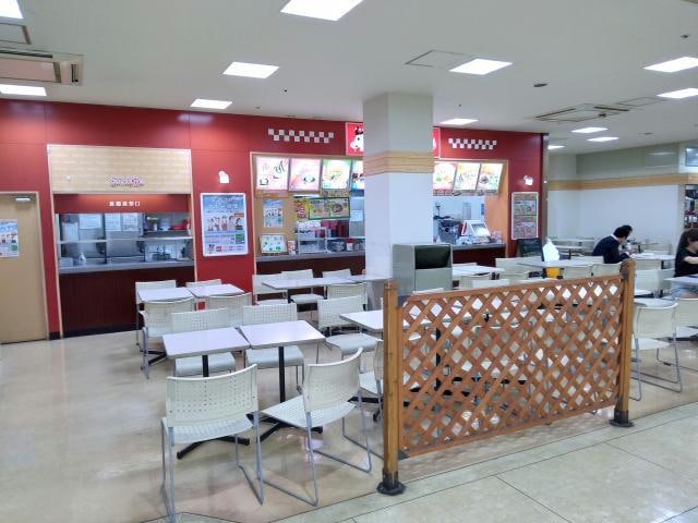 スガキヤ八日市アピア店(その他飲食（ファミレスなど）)まで210m ダイヤパレス