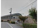 愛荘町立愛知中学校(中学校/中等教育学校)まで809m ハッピーガーデン