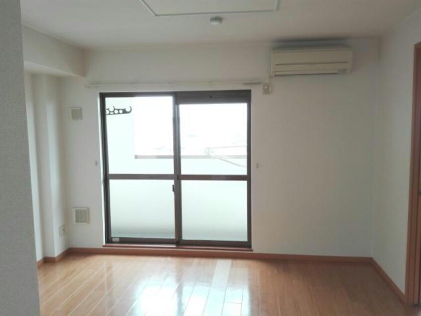  パレ・シャルマン